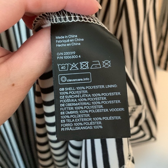 H&M Vertically Striped Low Cut Midi Long Sleeve Tie Wrap Dress Size Large - Picture 6 of 7